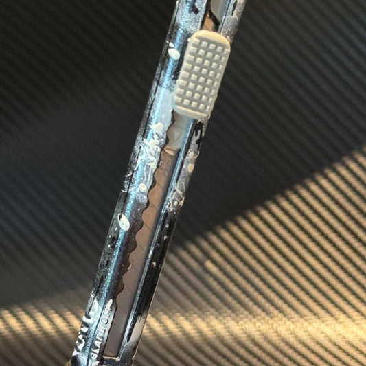 RED Knife – Monochrome Edition