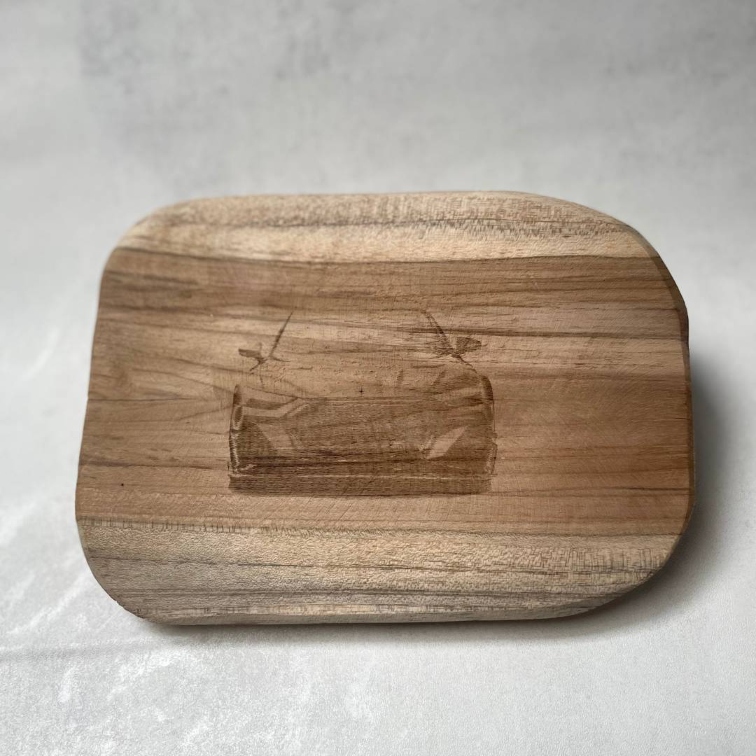 Teak-Holzbrett mit Wunschmotiv - Red-Edition Design