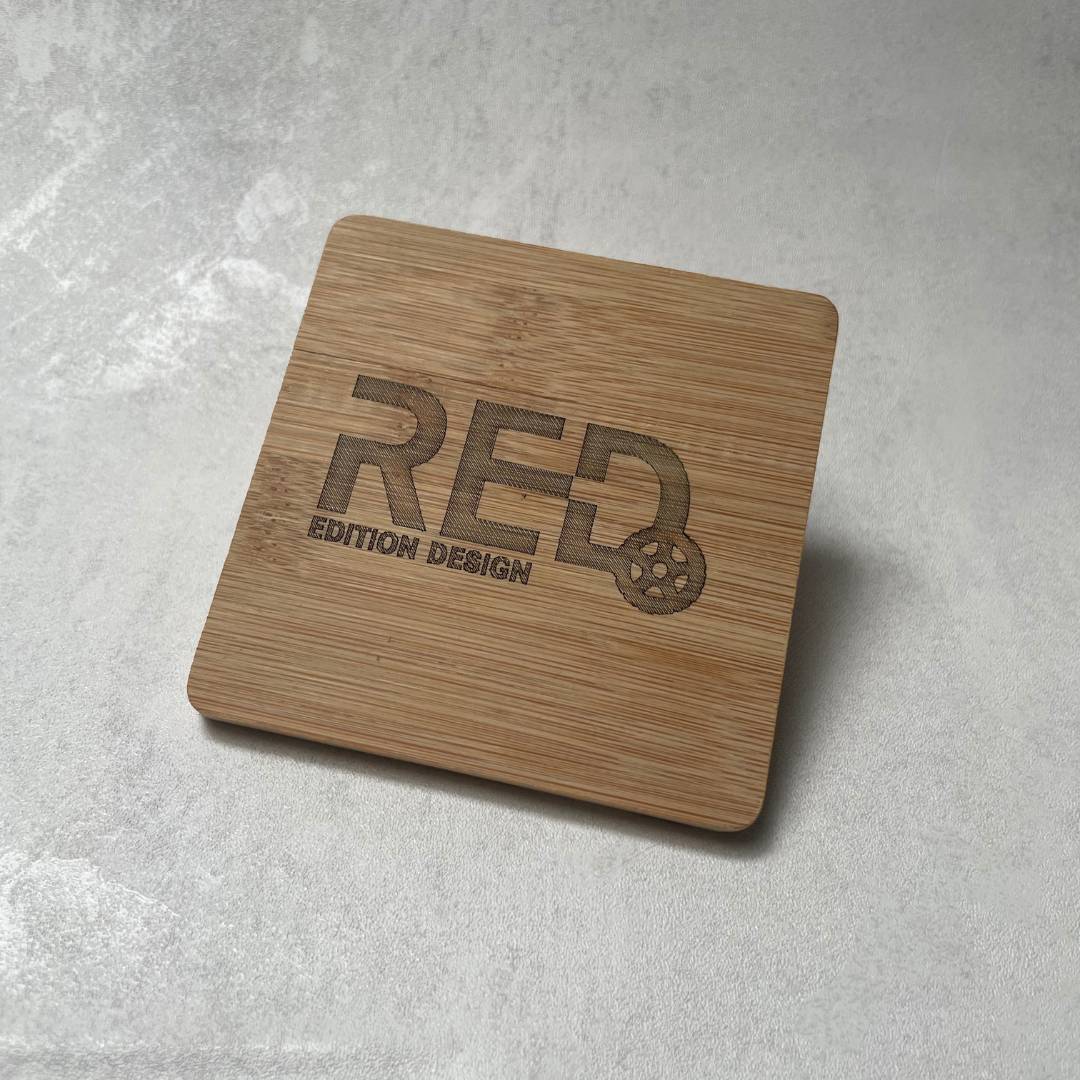 Bambus Untersetzer mit Wunschmotiv - Red-Edition Design